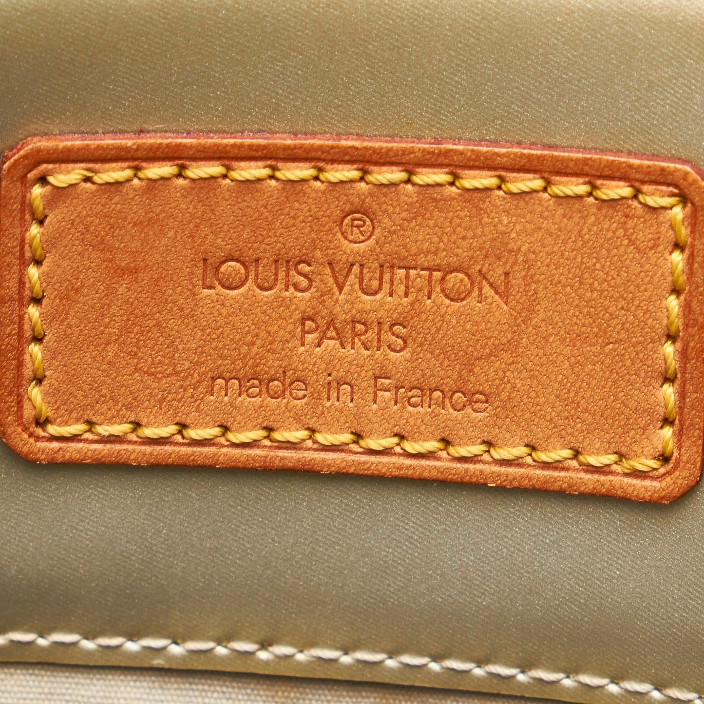 Louis Vuitton Vernis Reade MM (SHG-29706)