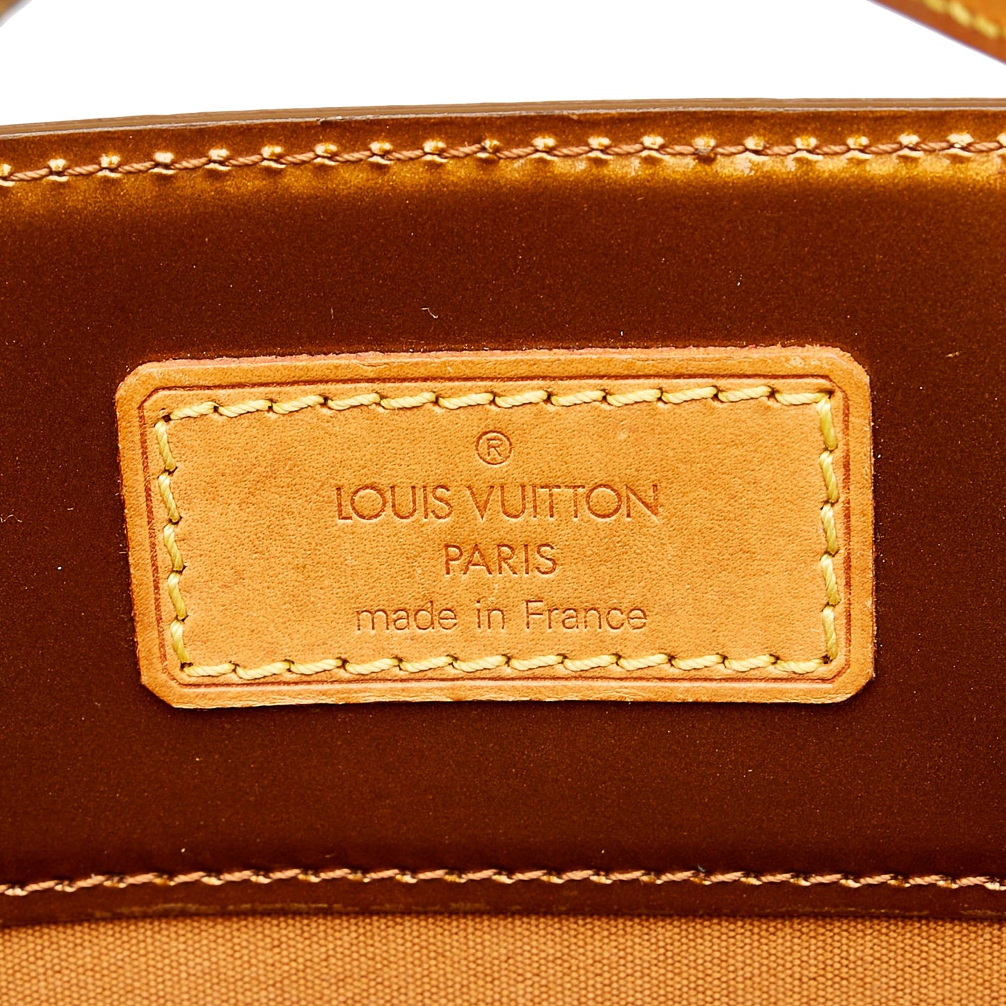 Louis Vuitton Vernis Reade MM (SHG-29890)