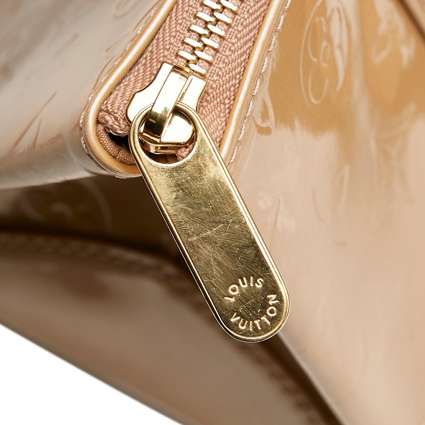 Louis Vuitton Vernis Rosewood (SHG-28615)