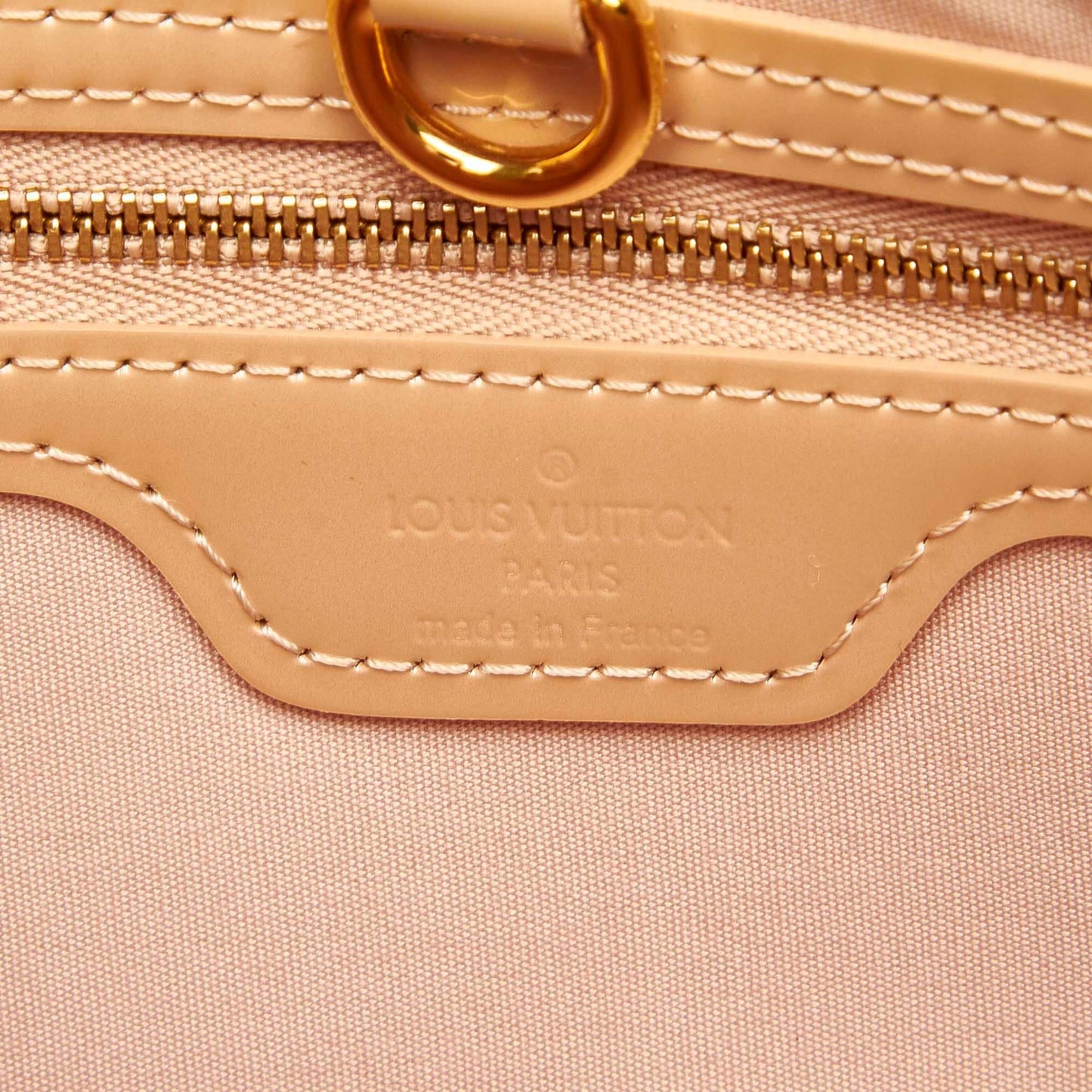 Louis Vuitton Vernis Wilshire PM (SHG-22500)