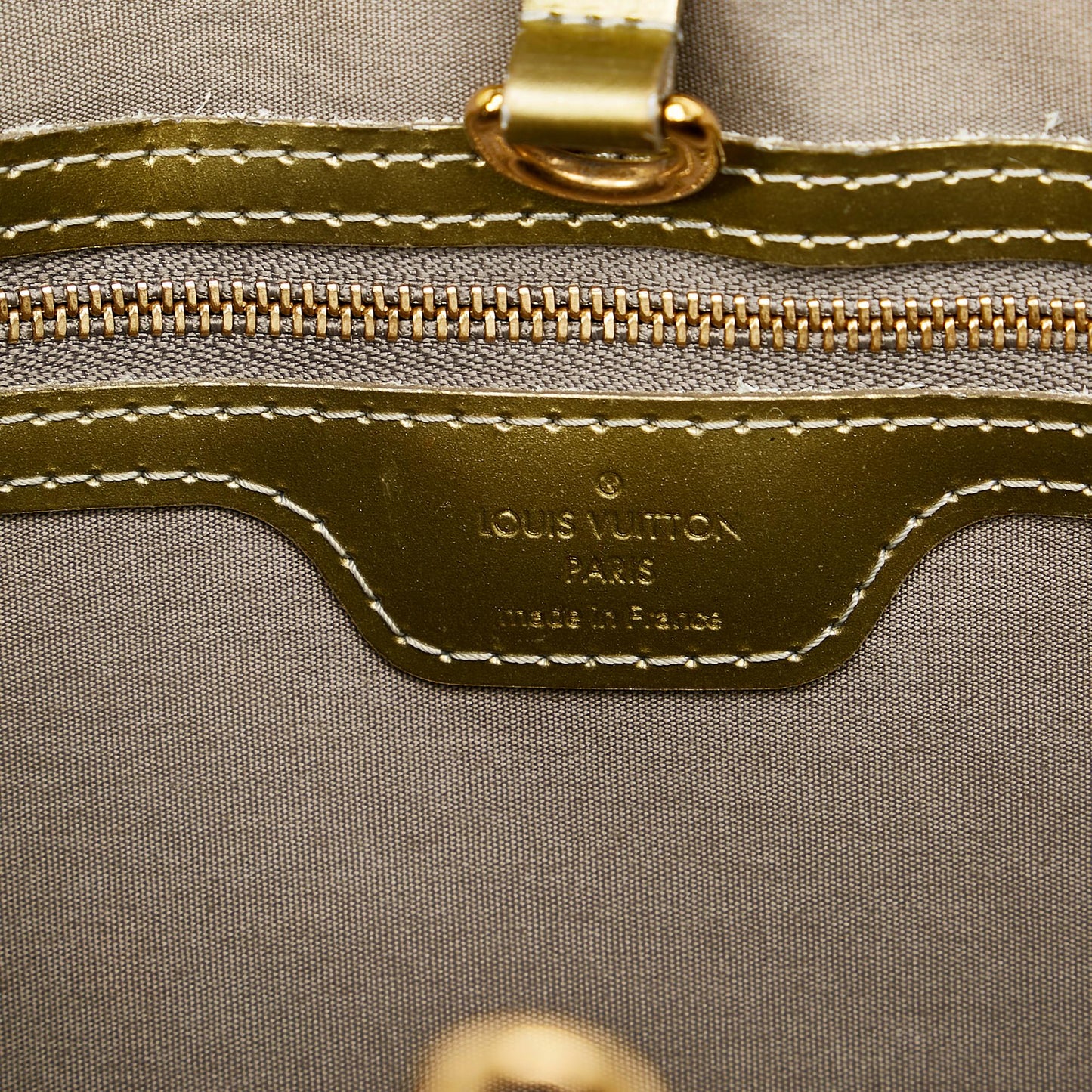 Louis Vuitton Vernis Wilshire PM (SHG-23177)