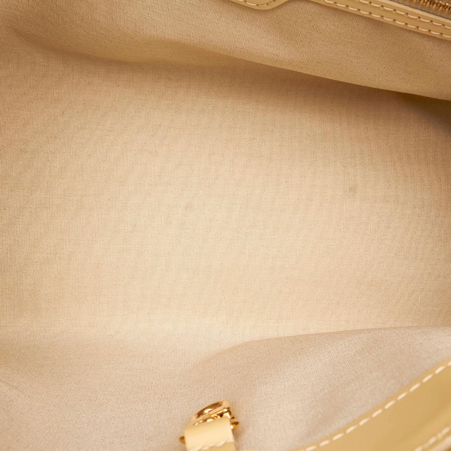 Louis Vuitton Vernis Wilshire PM (SHG-28203)
