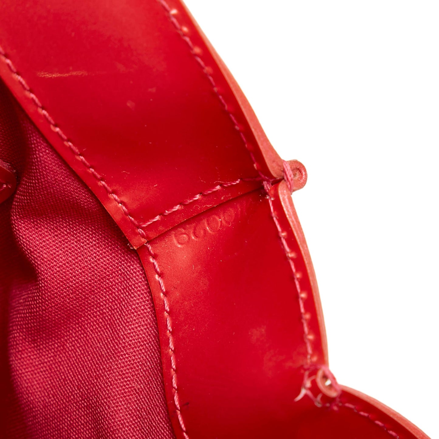Louis Vuitton Vernis Wilshire PM (SHG-28207)