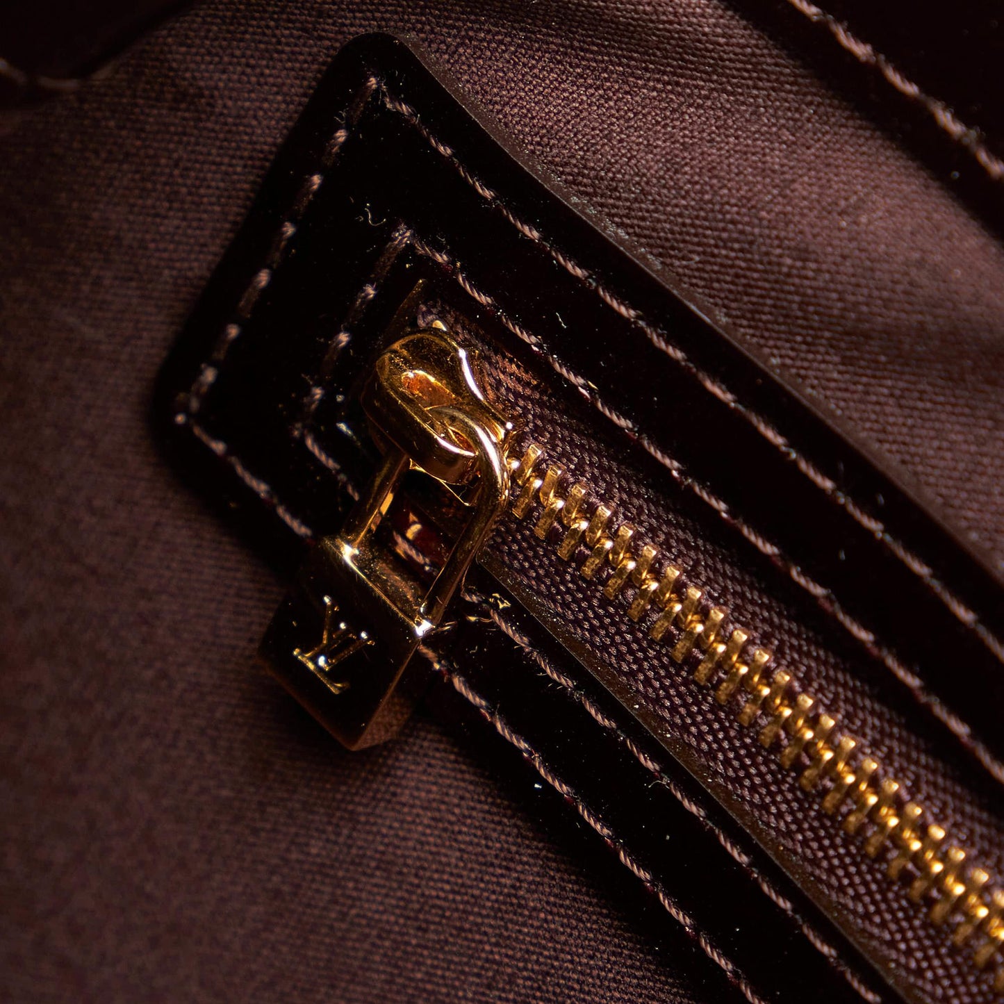 Louis Vuitton Vernis Wilshire PM (SHG-29447)