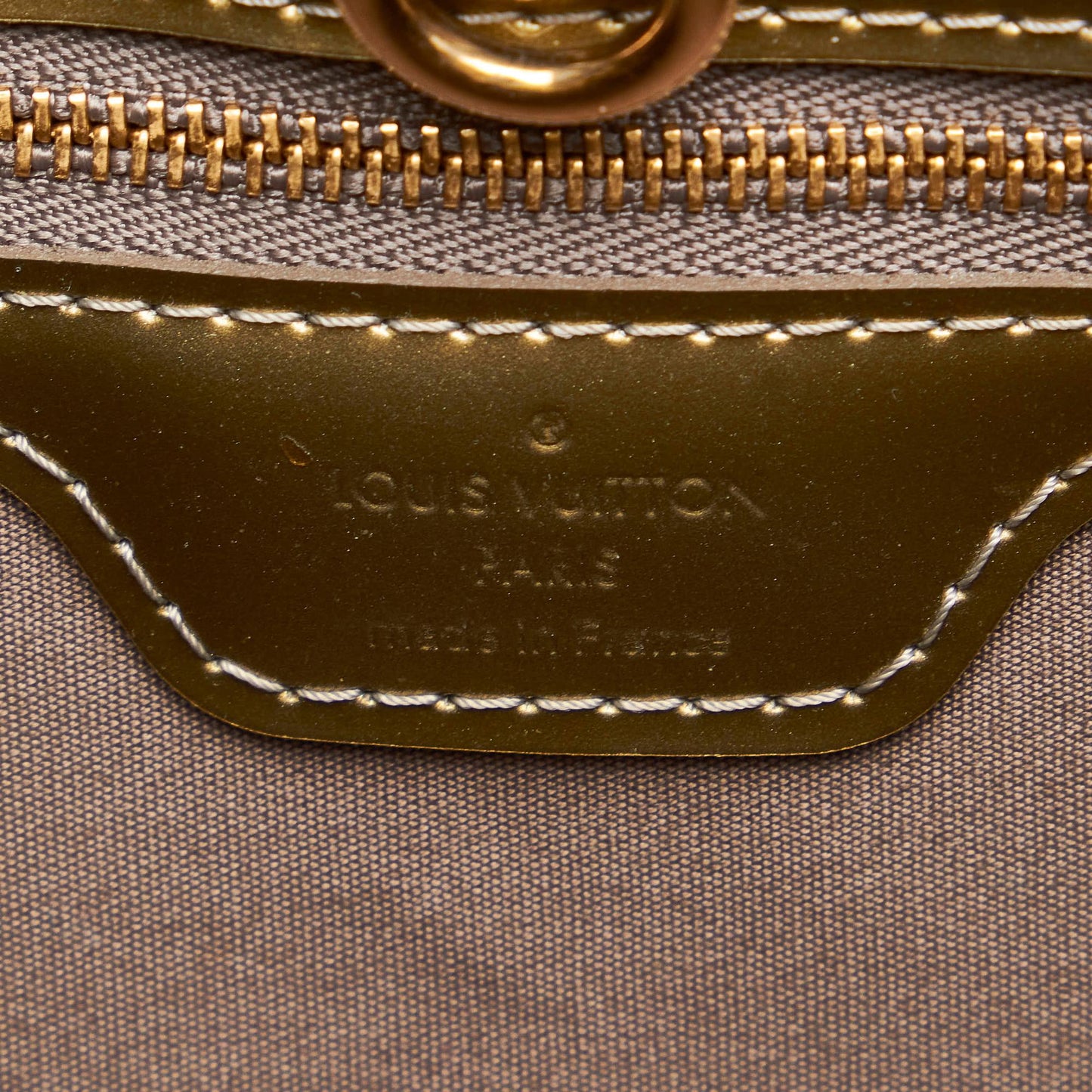 Louis Vuitton Vernis Wilshire PM (SHG-30226)