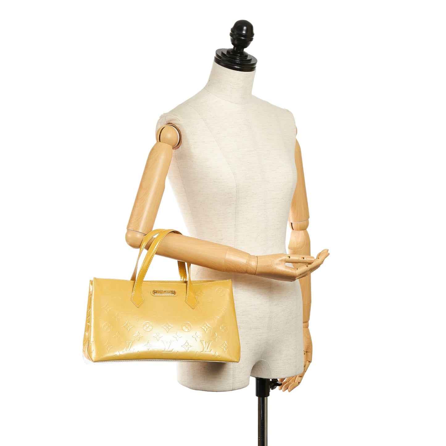 Louis Vuitton Vernis Wilshire PM (SHG-30956)
