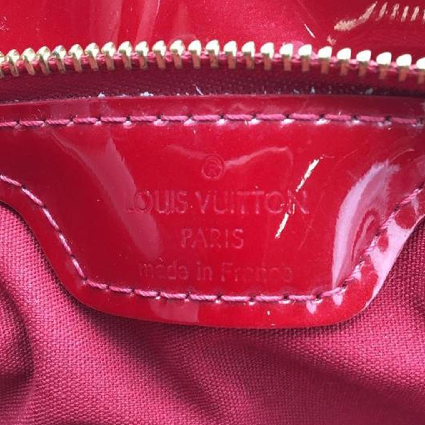 Louis Vuitton Vernis Wilshire PM (SHG-7jlbX3)