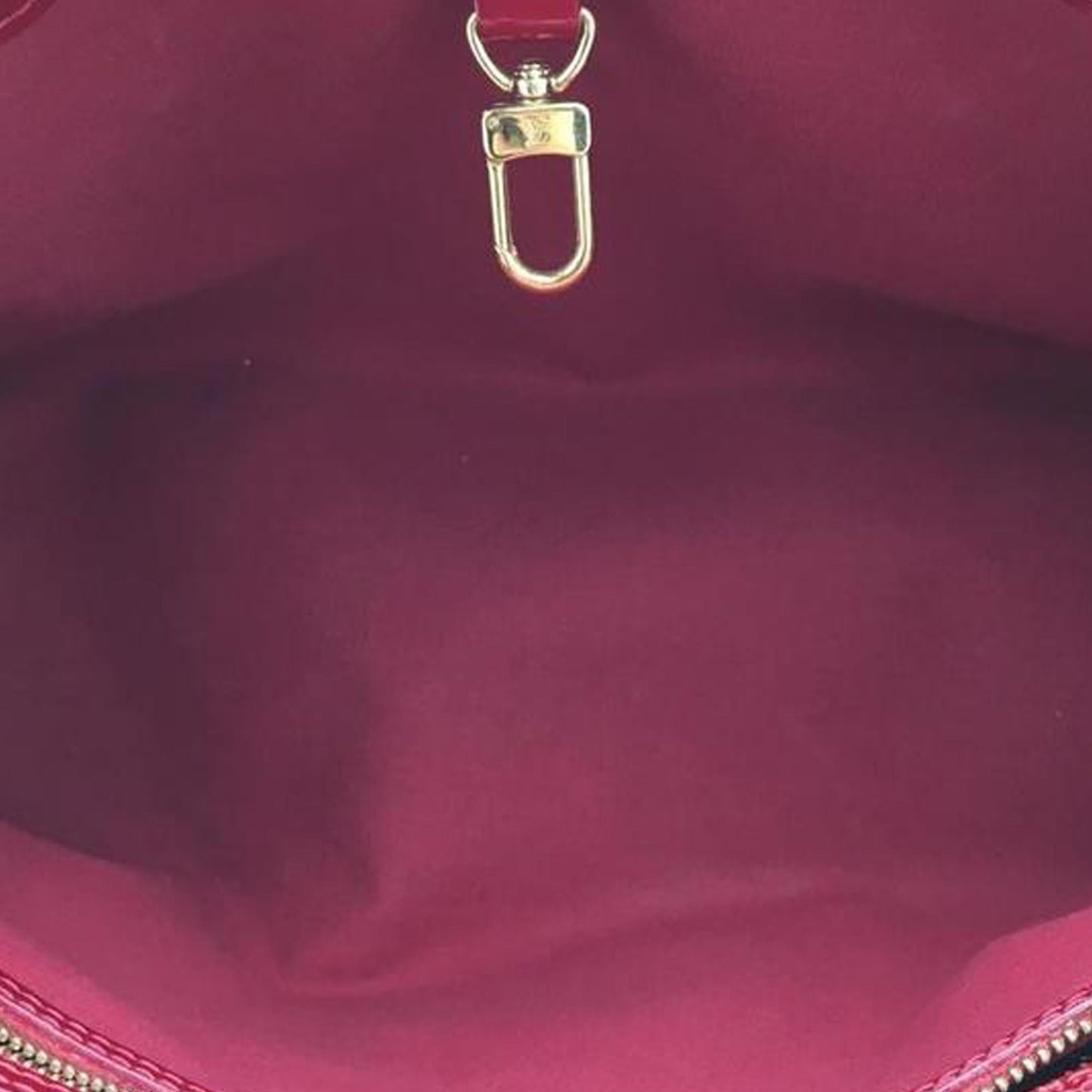 Louis Vuitton Vernis Wilshire PM (SHG-7jlbX3)
