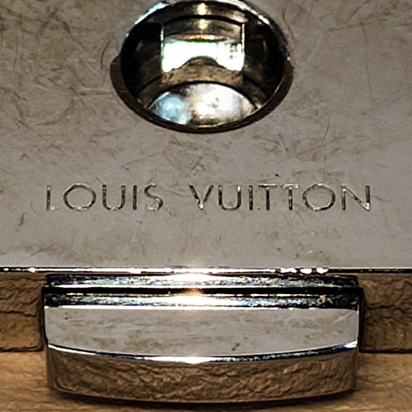 Louis Vuitton Very Chain Cuir Plume Ecume (SHG-7pWGXn)