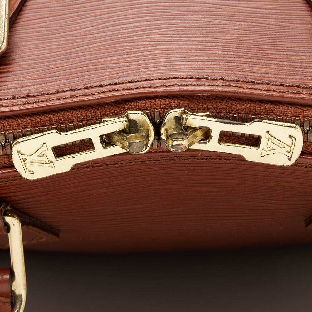 Louis Vuitton Vintage Epi Leather Alma PM Satchel (SHF-19832)