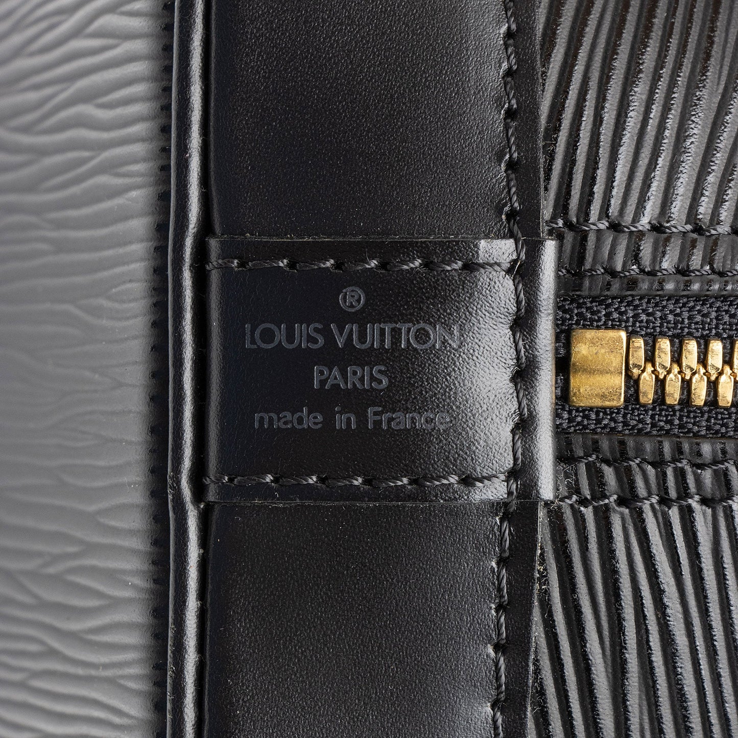 Louis Vuitton Vintage Epi Leather Alma PM Satchel (SHF-4be7PY)