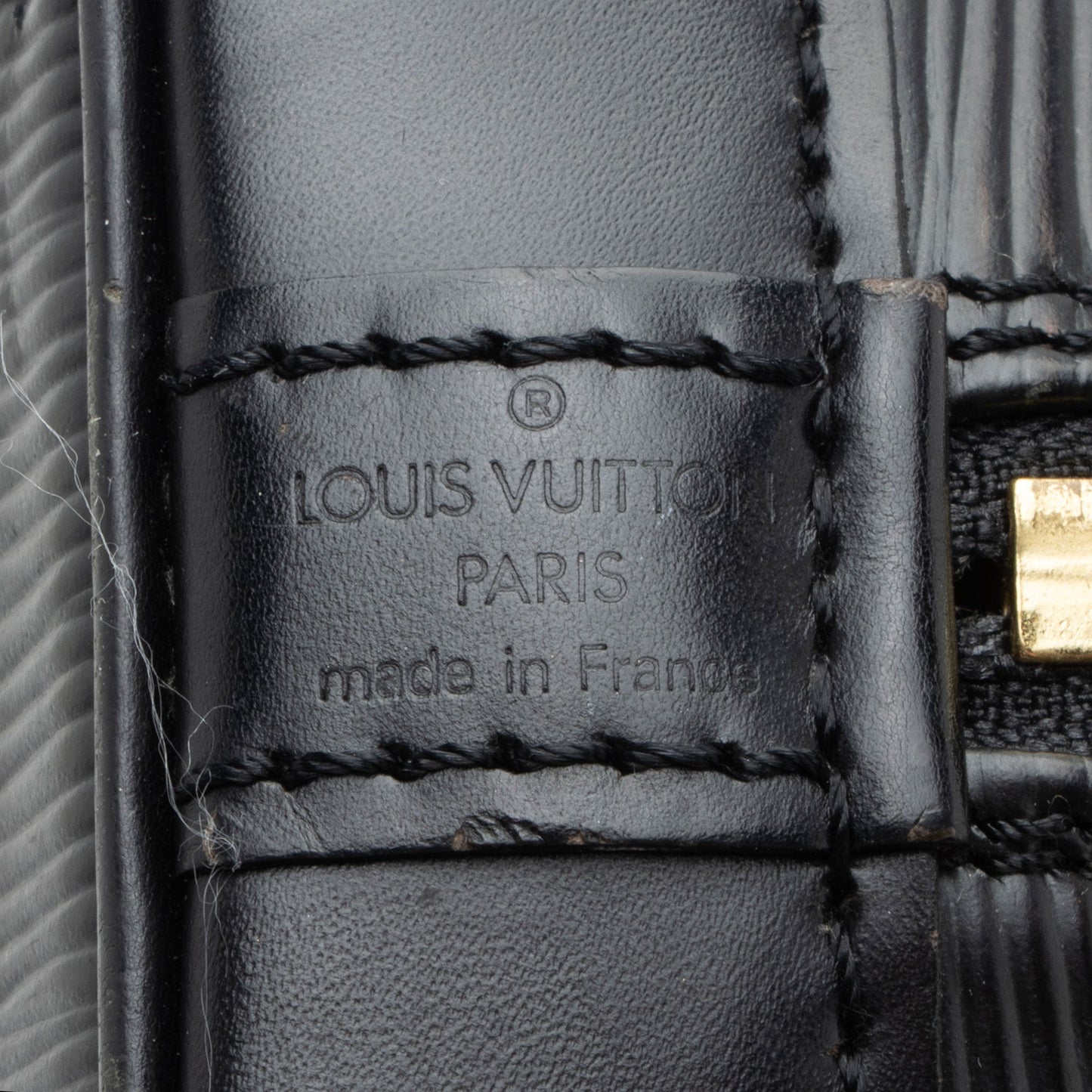 Louis Vuitton Vintage Epi Leather Alma PM Satchel (SHF-d8E4zg)
