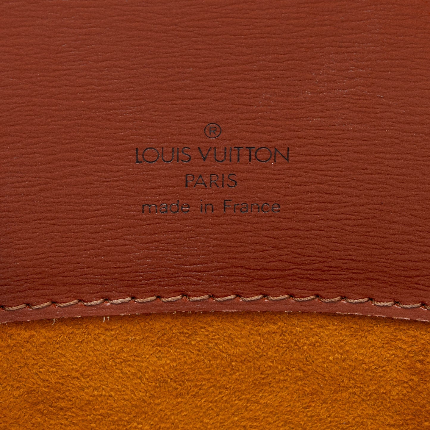 Louis Vuitton Vintage Epi Leather Cluny Shoulder Bag (SHF-JDPbLK)