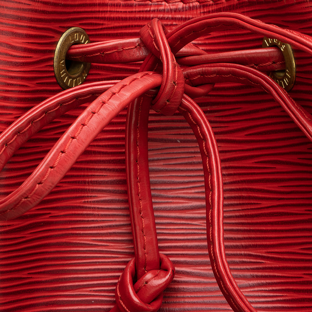Louis Vuitton Vintage Epi Leather Noe Shoulder Bag (SHF-21800)