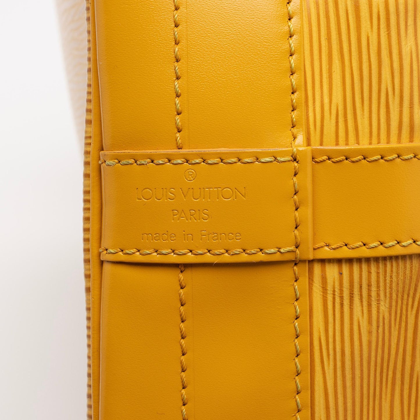 Louis Vuitton Vintage Epi Leather Noe Shoulder Bag (SHF-9zaWe9)