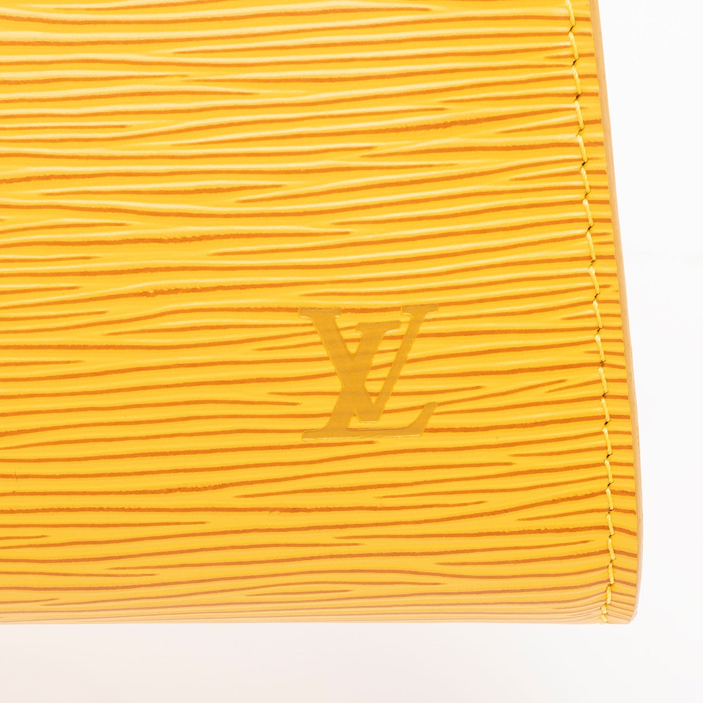 Louis Vuitton Vintage Epi Leather Pochette 21 Accessoires (SHF-hfoySb)