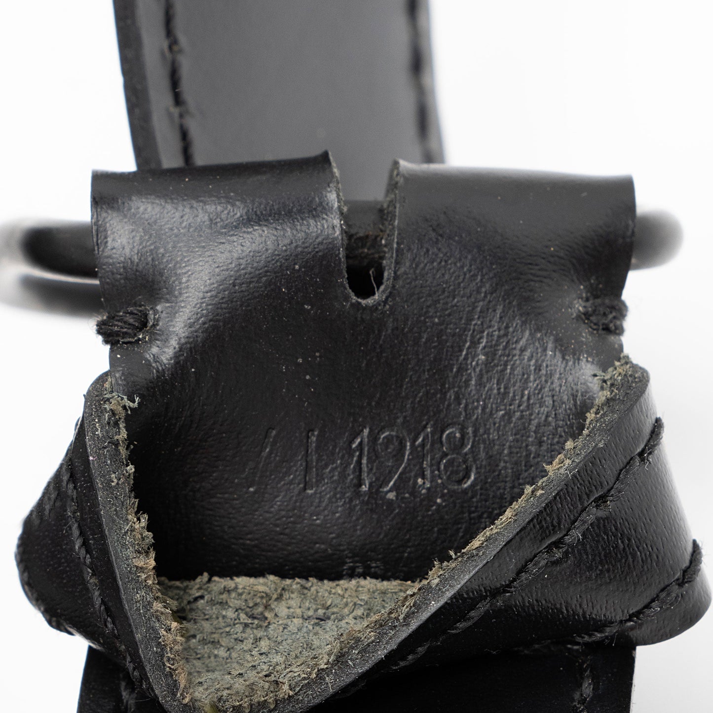 Louis Vuitton Vintage Epi Leather Sac D'epaule PM Shoulder Bag (SHF-QDKhlf)