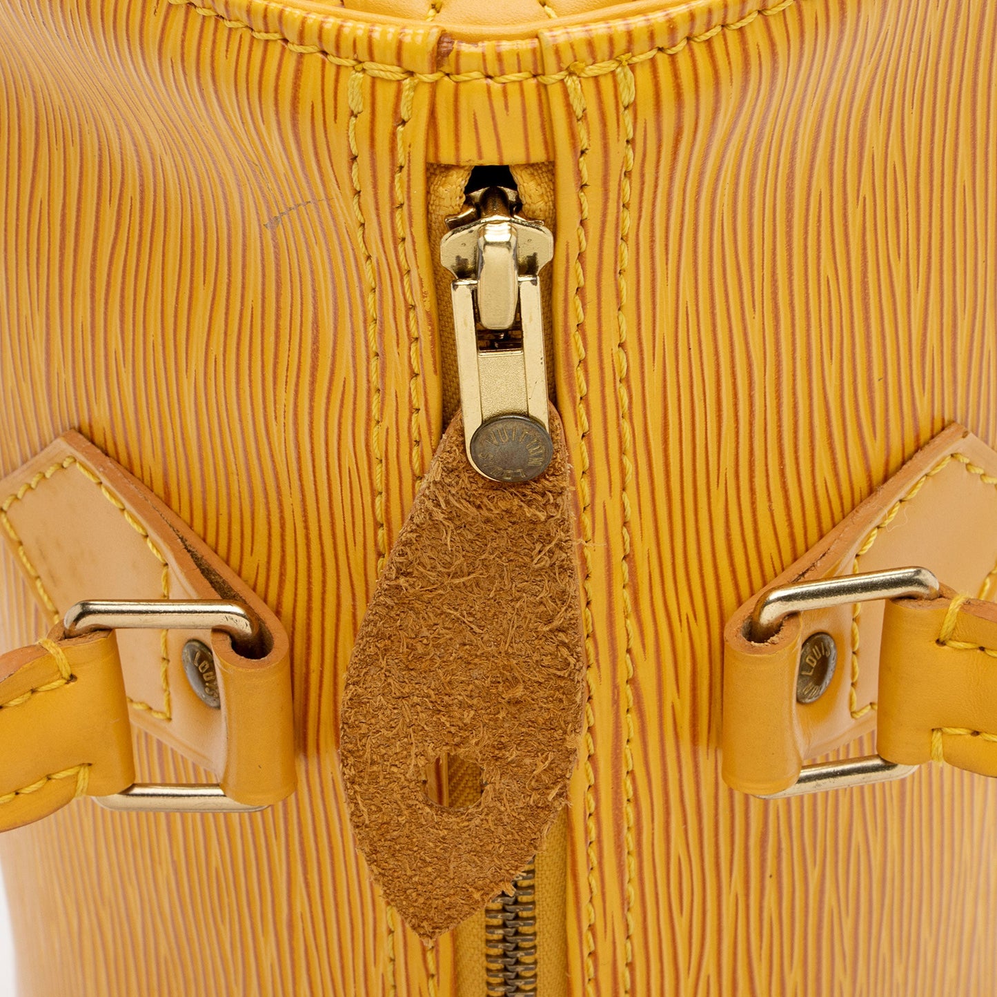 Louis Vuitton Vintage Epi Leather Speedy 25 Satchel (SHF-UO0cOA)