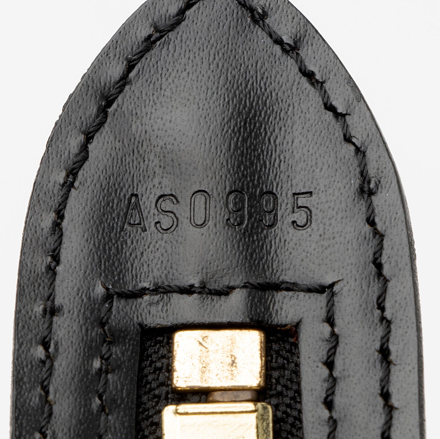 Louis Vuitton Vintage Epi Leather St. Jacques GM Shoulder Bag (SHF-gJpnY6)