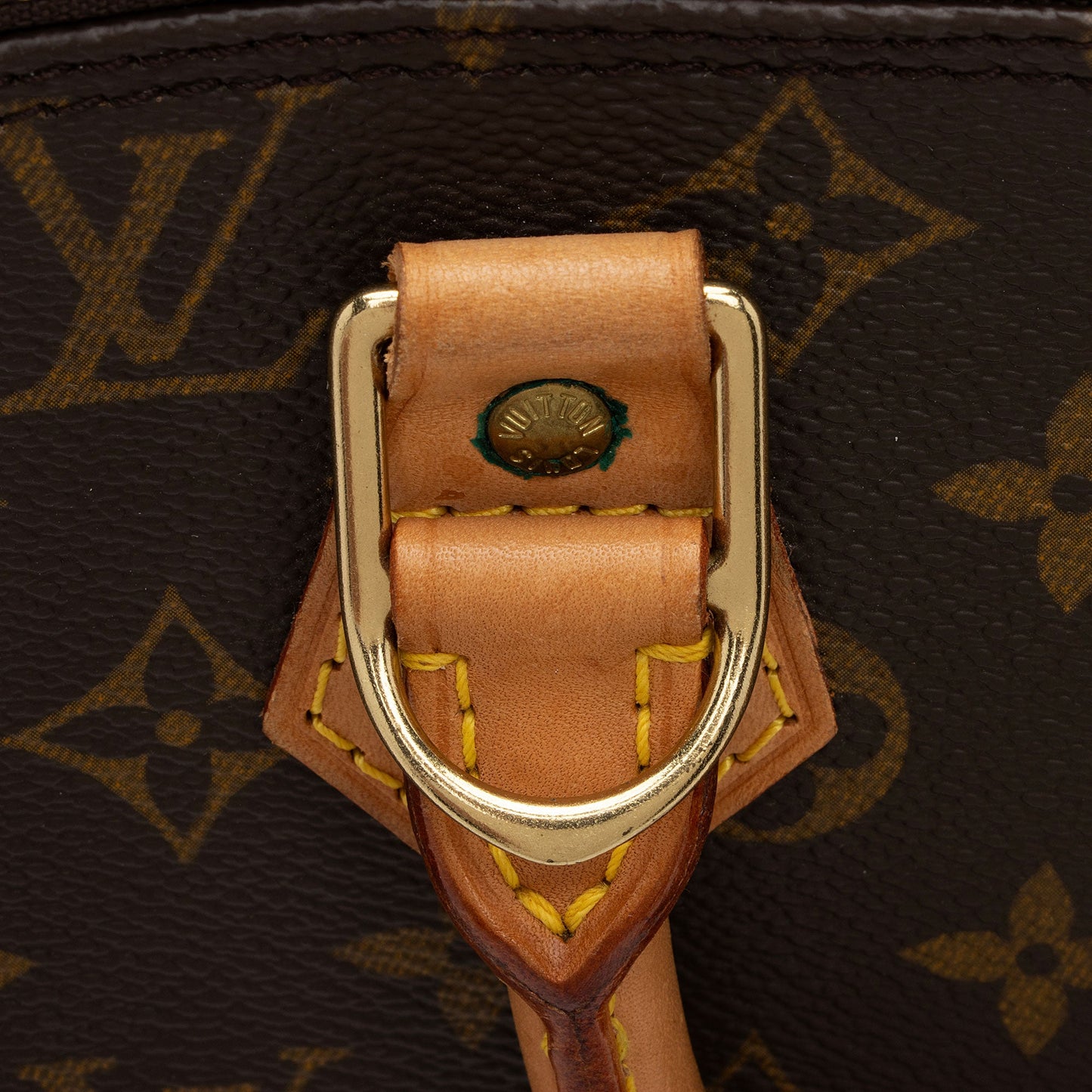 Louis Vuitton Vintage Monogram Canvas Alma PM Satchel (SHF-OnswEh)