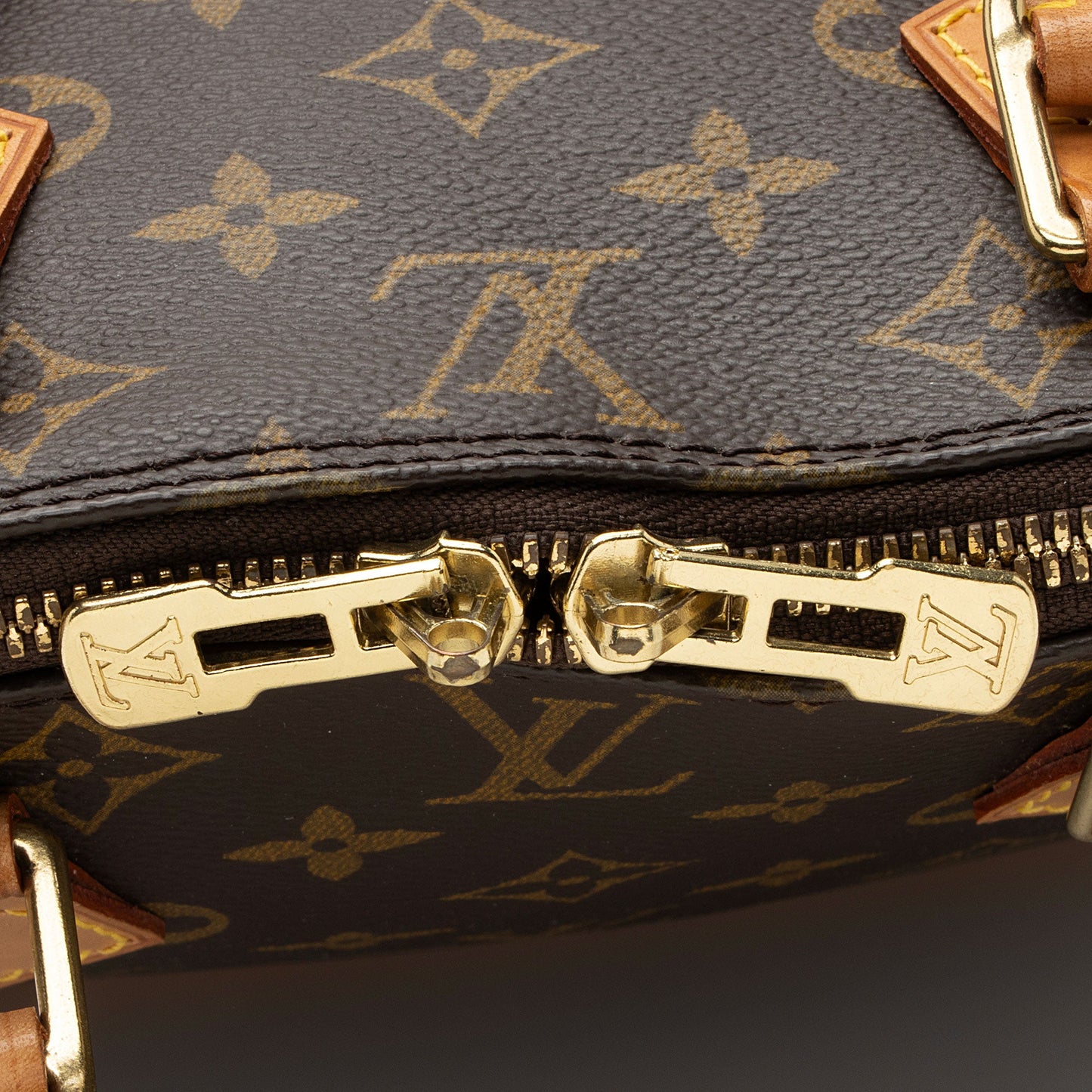 Louis Vuitton Vintage Monogram Canvas Alma PM Satchel (SHF-FlRNpk)