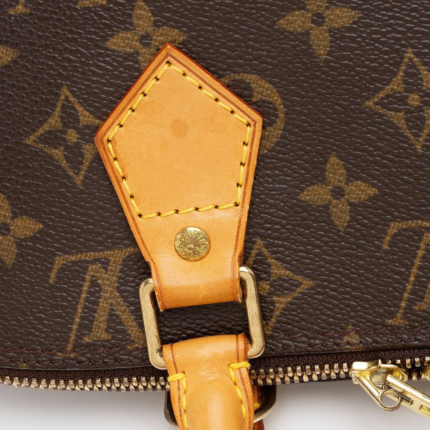 Louis Vuitton Vintage Monogram Canvas Alma PM Satchel (SHF-U8Ixq0)