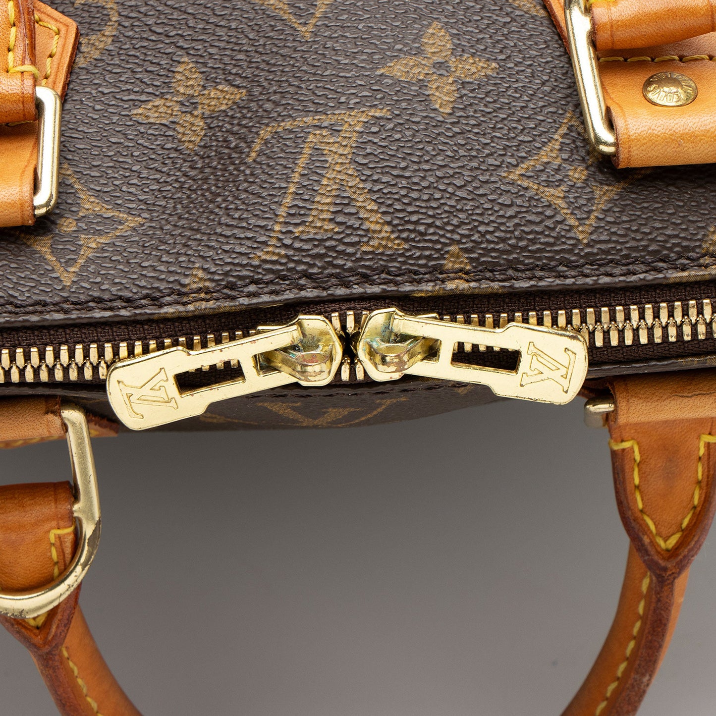 Louis Vuitton Vintage Monogram Canvas Alma PM Satchel (SHF-b9vTTc)