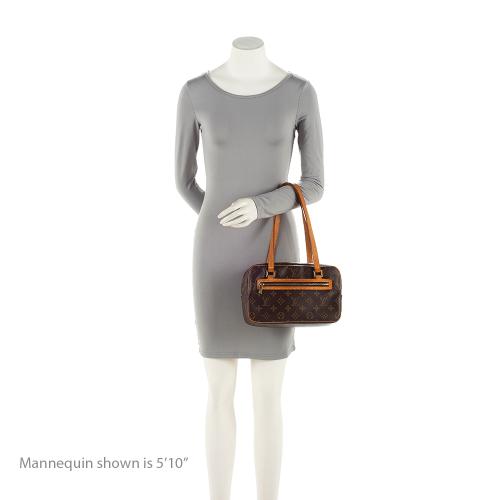Louis Vuitton Vintage Monogram Canvas Cite MM Shoulder Bag (SHF-Tfnig4)