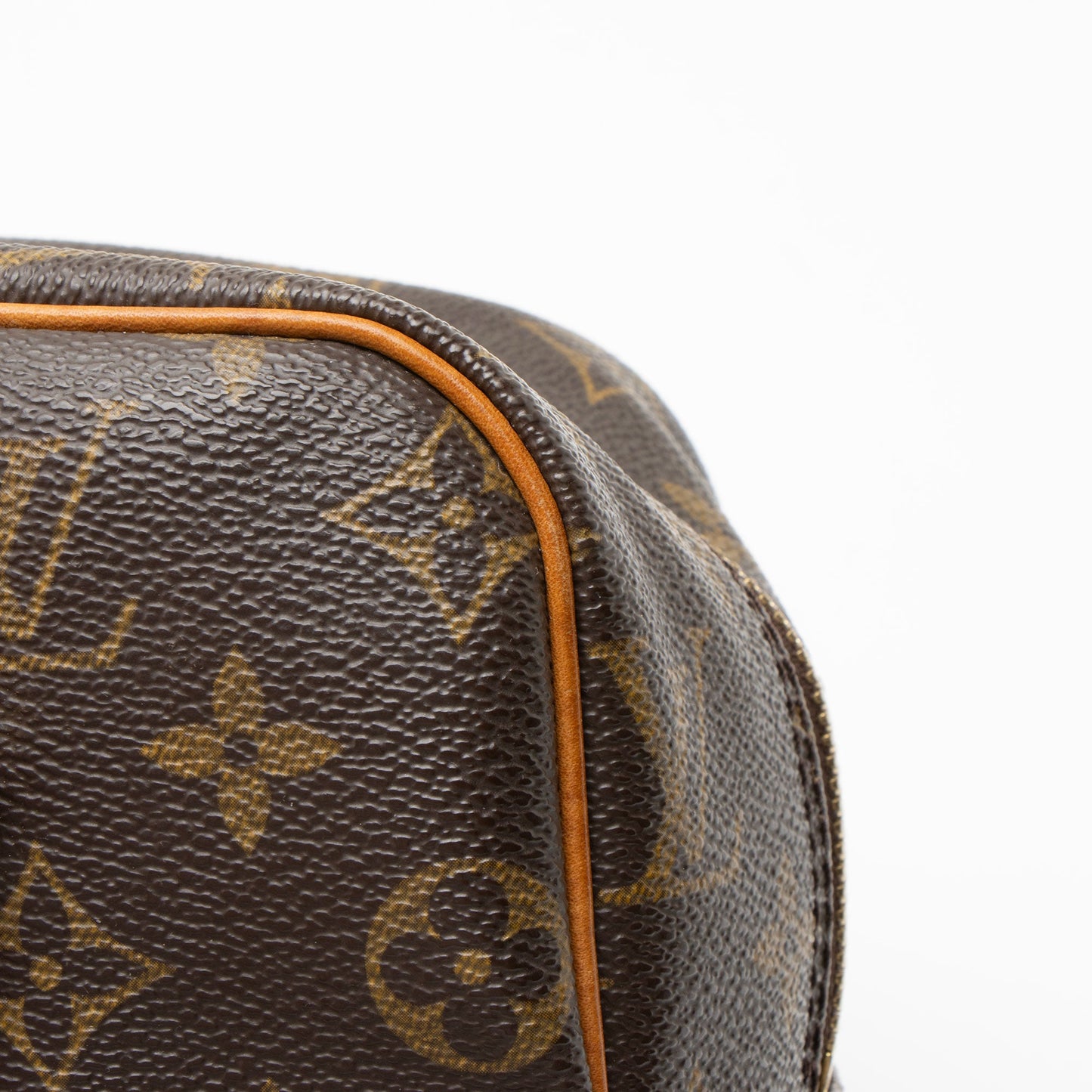 Louis Vuitton Vintage Monogram Canvas Cite MM Shoulder Bag