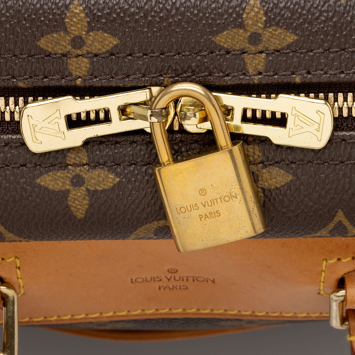 Louis Vuitton Vintage Monogram Canvas Deauville Satchel (SHF-dIho1k)
