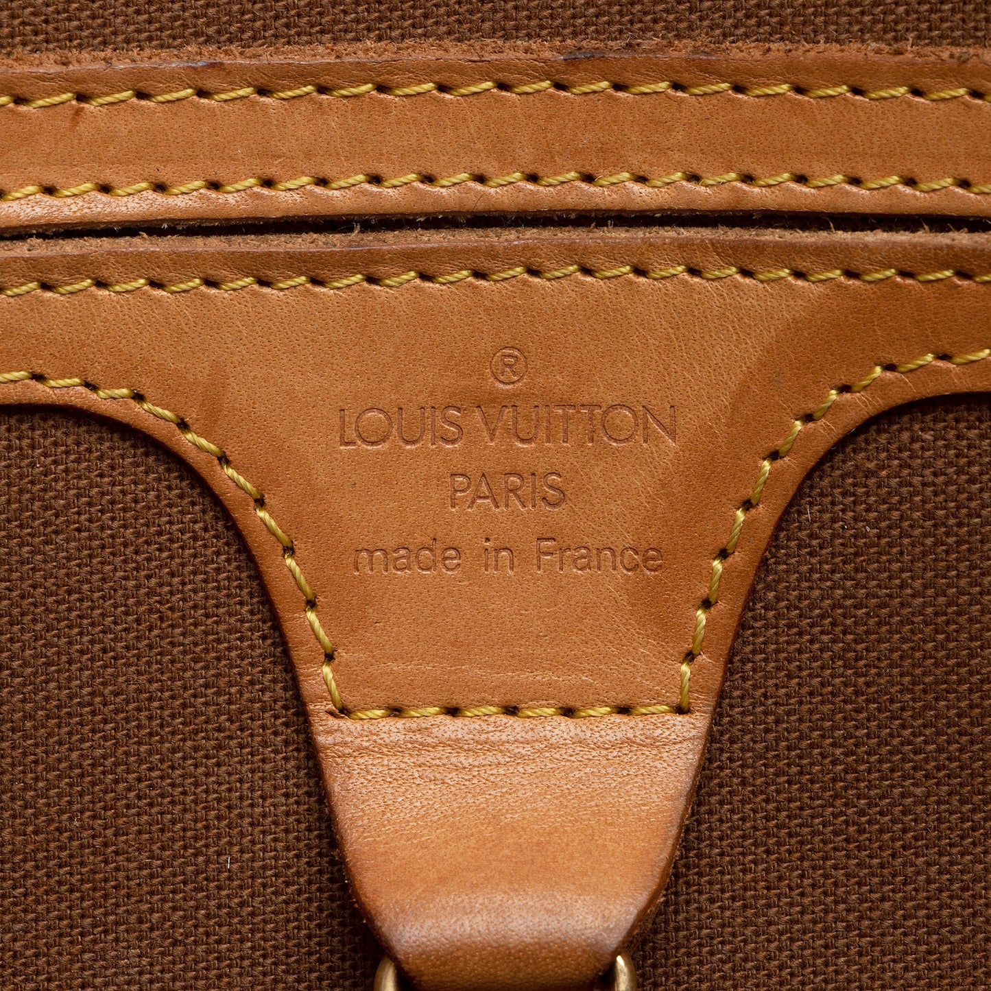 Louis Vuitton Vintage Monogram Canvas Ellipse GM Shoulder Bag (SHF-22733)