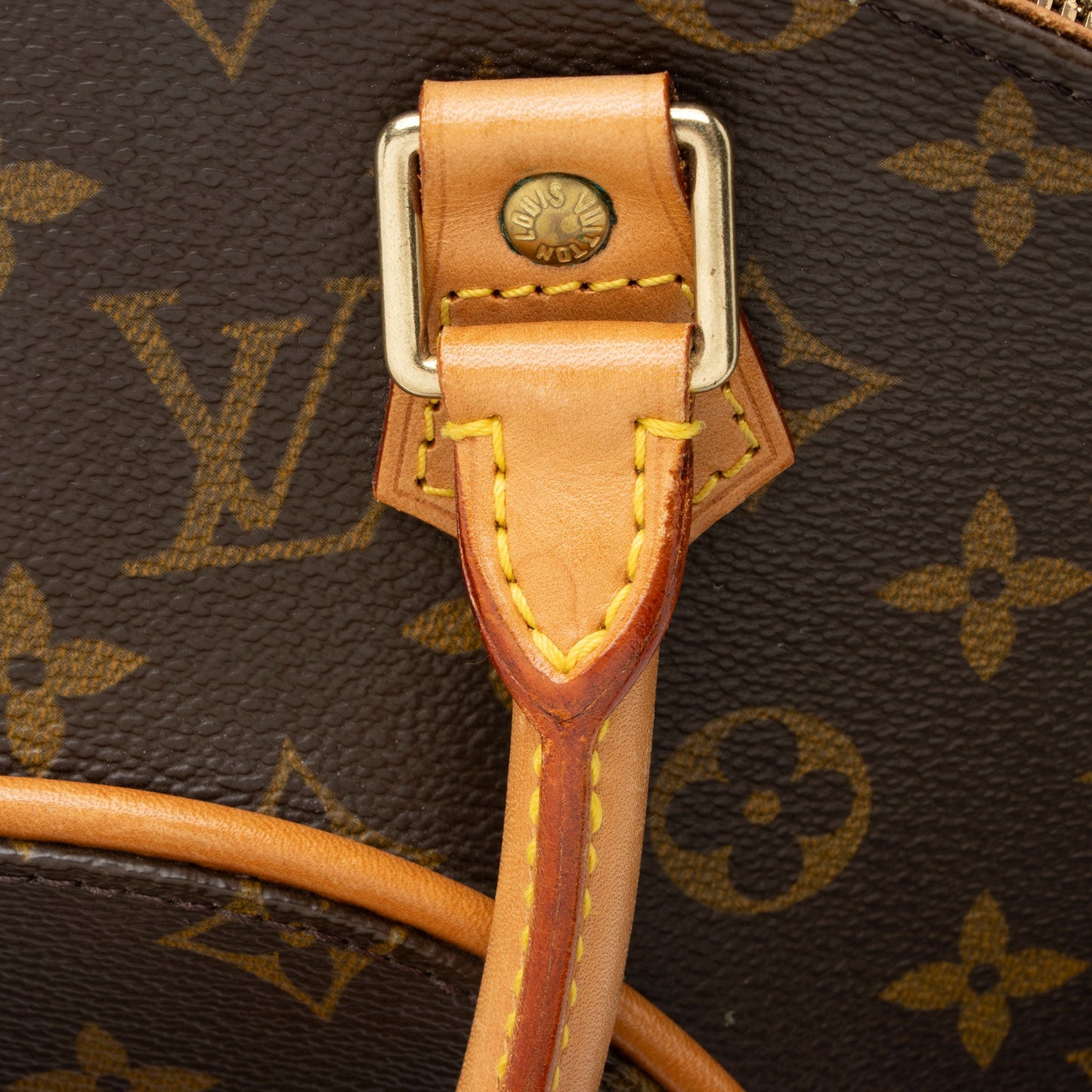 Louis Vuitton Vintage Monogram Canvas Ellipse MM Satchel (SHF-pSYAWh)