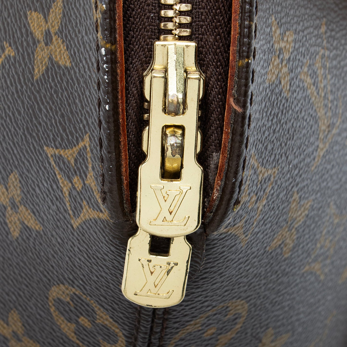 Louis Vuitton Vintage Monogram Canvas Ellipse PM Satchel (SHF-23155)
