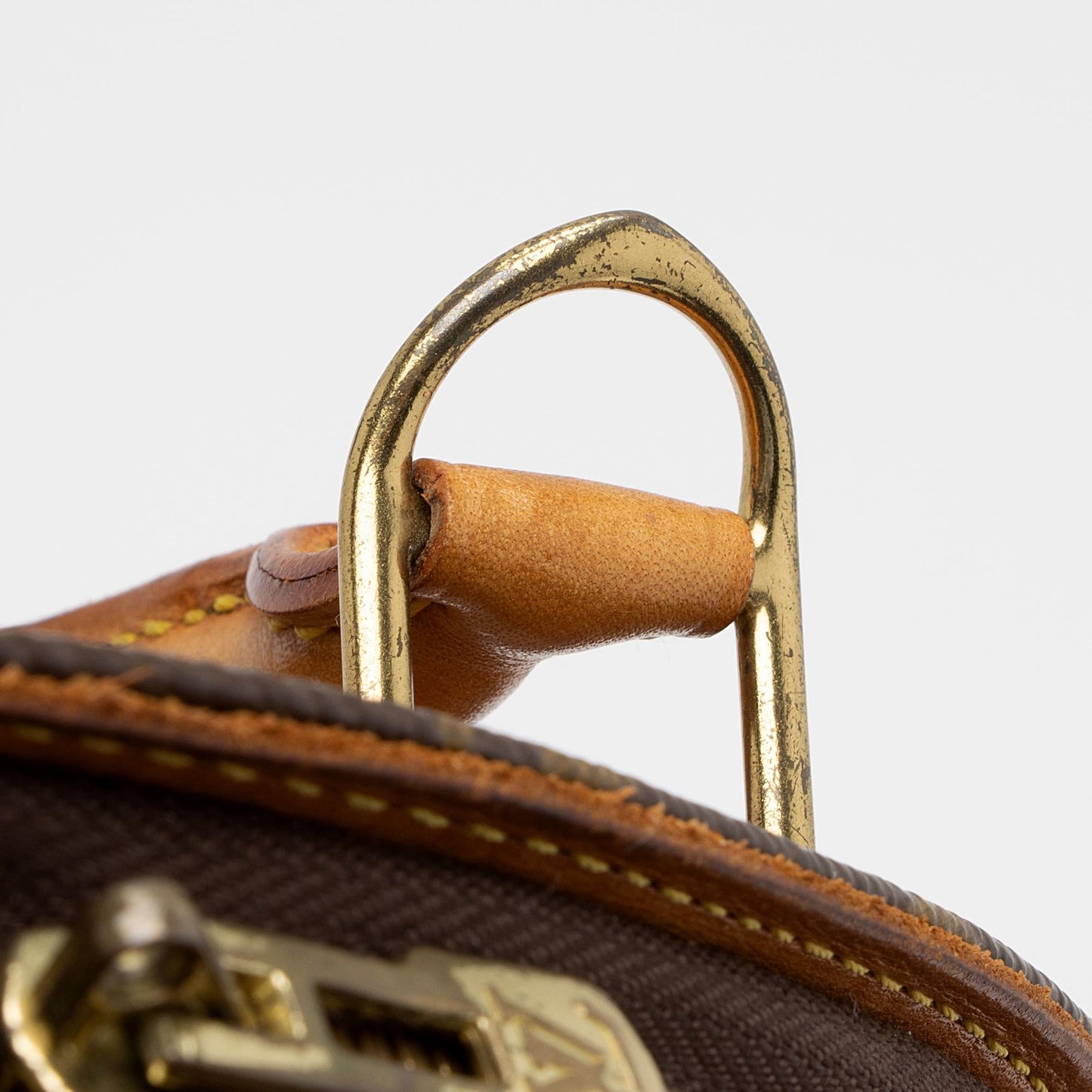 Louis Vuitton Vintage Monogram Canvas Ellipse PM Satchel (SHF-qitoSB)