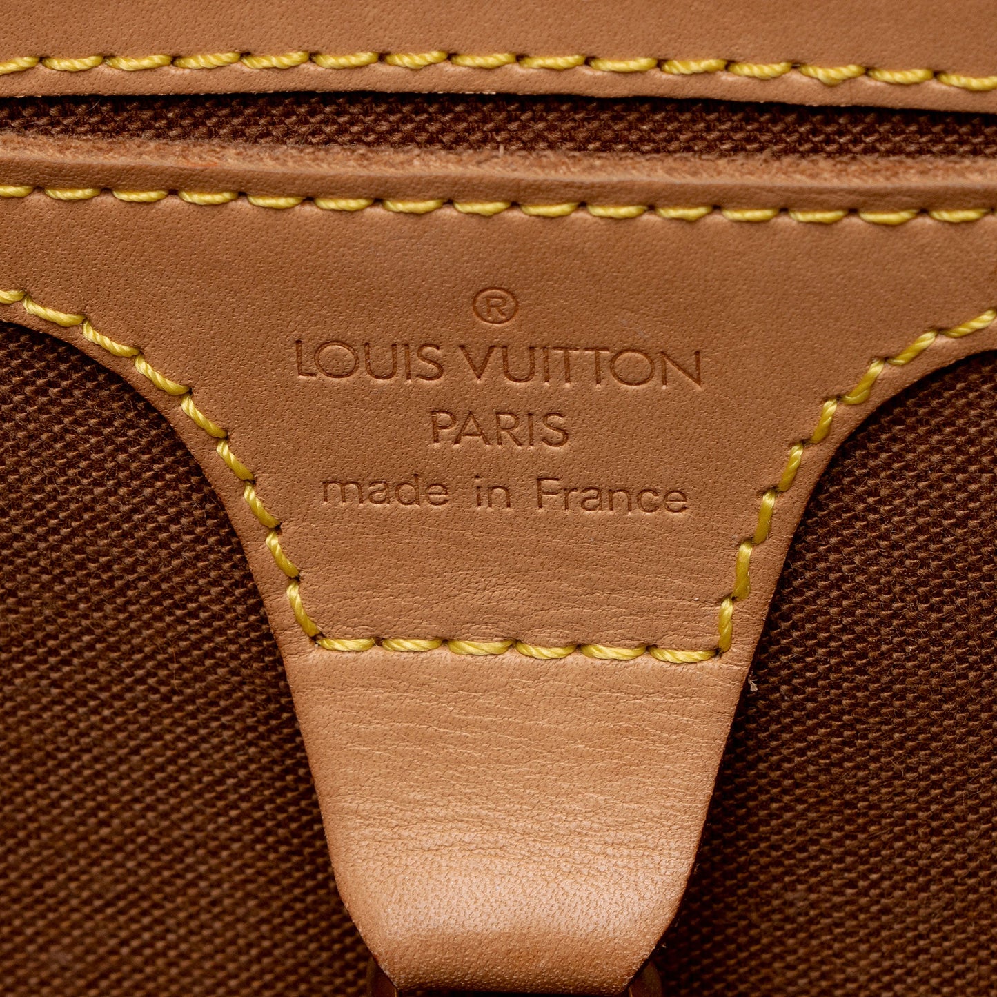 Louis Vuitton Vintage Monogram Canvas Ellipse PM Satchel (SHF-of2iF7)