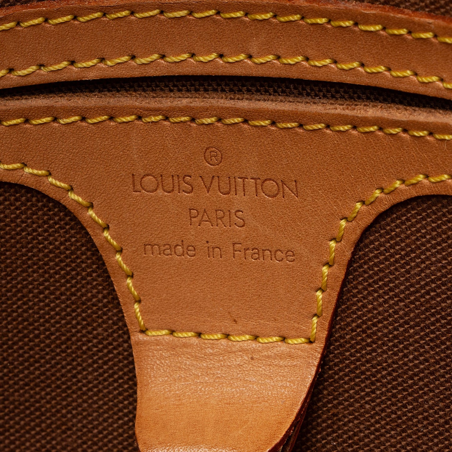 Louis Vuitton Vintage Monogram Canvas Ellipse PM Satchel (SHF-jTV7AK)