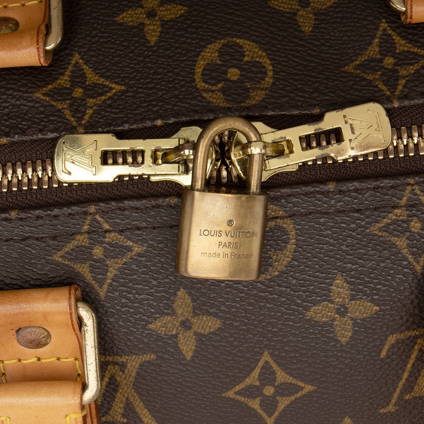 Louis Vuitton Vintage Monogram Canvas Keepall 45 Duffle (SHF-tZDuKX)