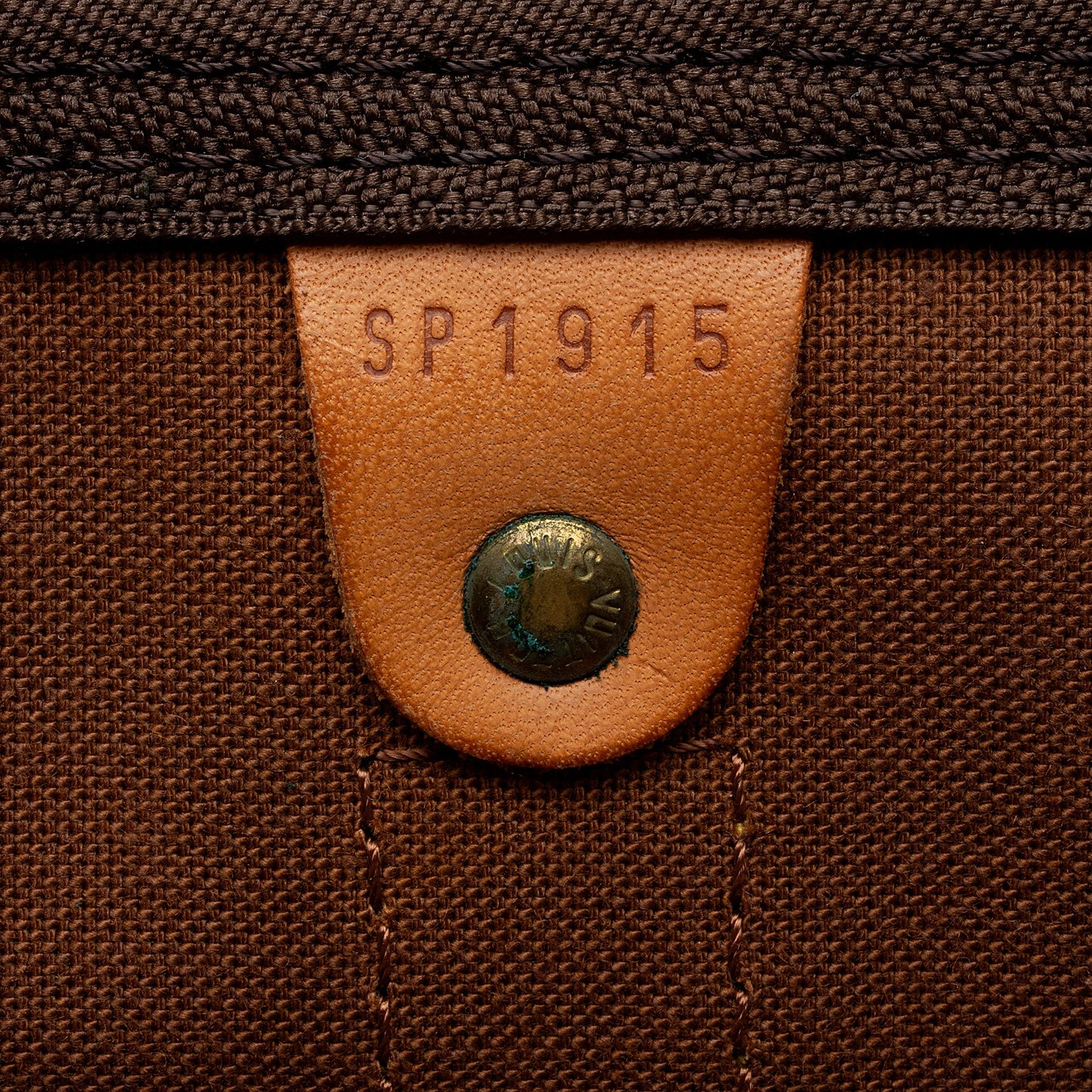 Louis Vuitton Vintage Monogram Canvas Keepall 50 Duffle Bag (SHF-eII6TM)