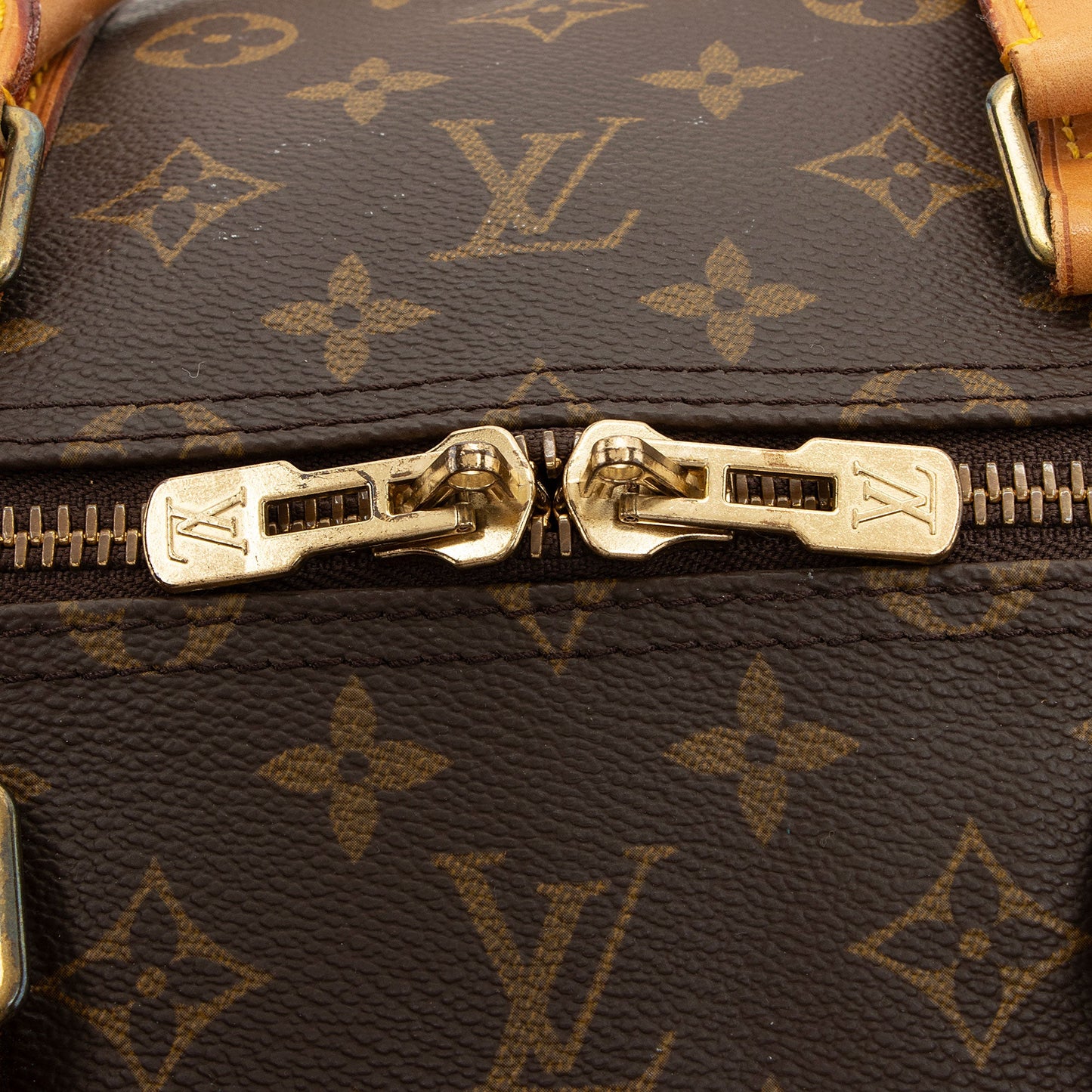 Louis Vuitton Vintage Monogram Canvas Keepall 55 Duffle Bag (SHF-4cGeiE)