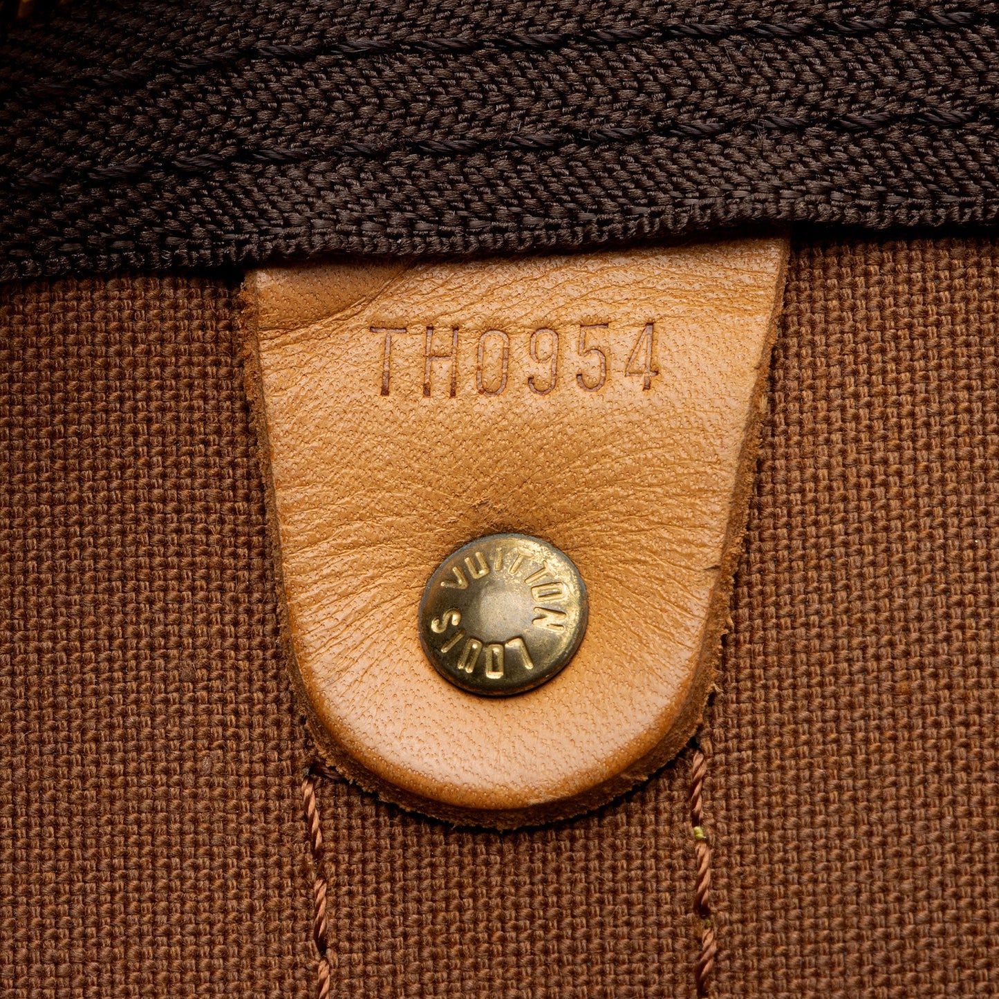 Louis Vuitton Vintage Monogram Canvas Keepall Bandouliere 45 Duffle Bag (SHF-eLIEgI)