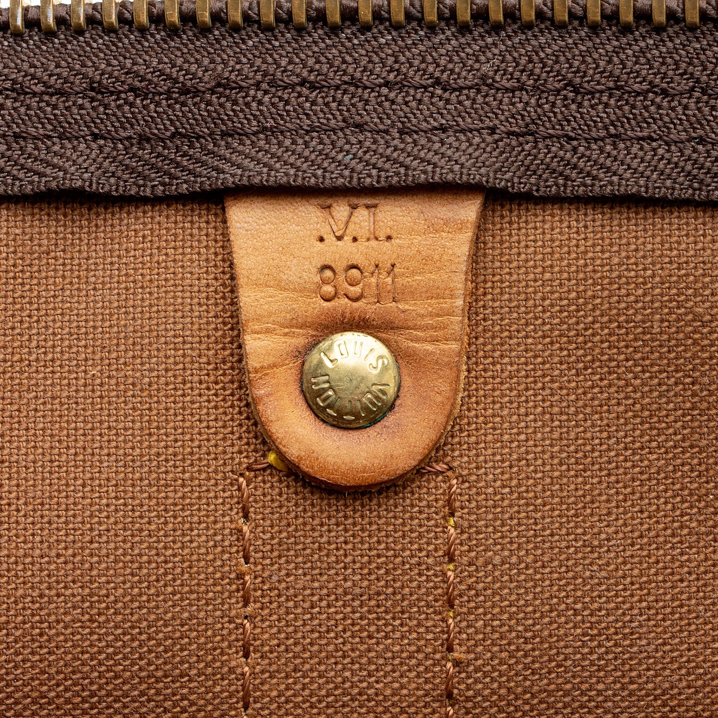 Louis Vuitton Vintage Monogram Canvas Keepall Bandouliere 50 Duffel Bag (SHF-22254)