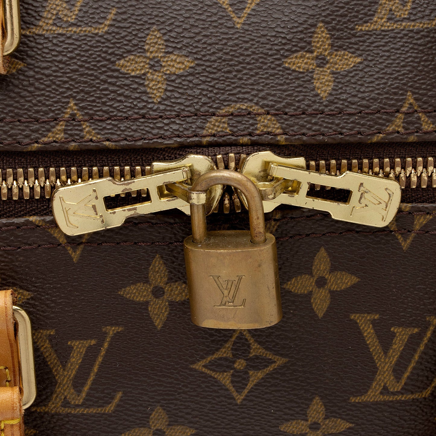 Louis Vuitton Vintage Monogram Canvas Keepall Bandouliere 50 Duffle Bag (SHF-rd0wWP)