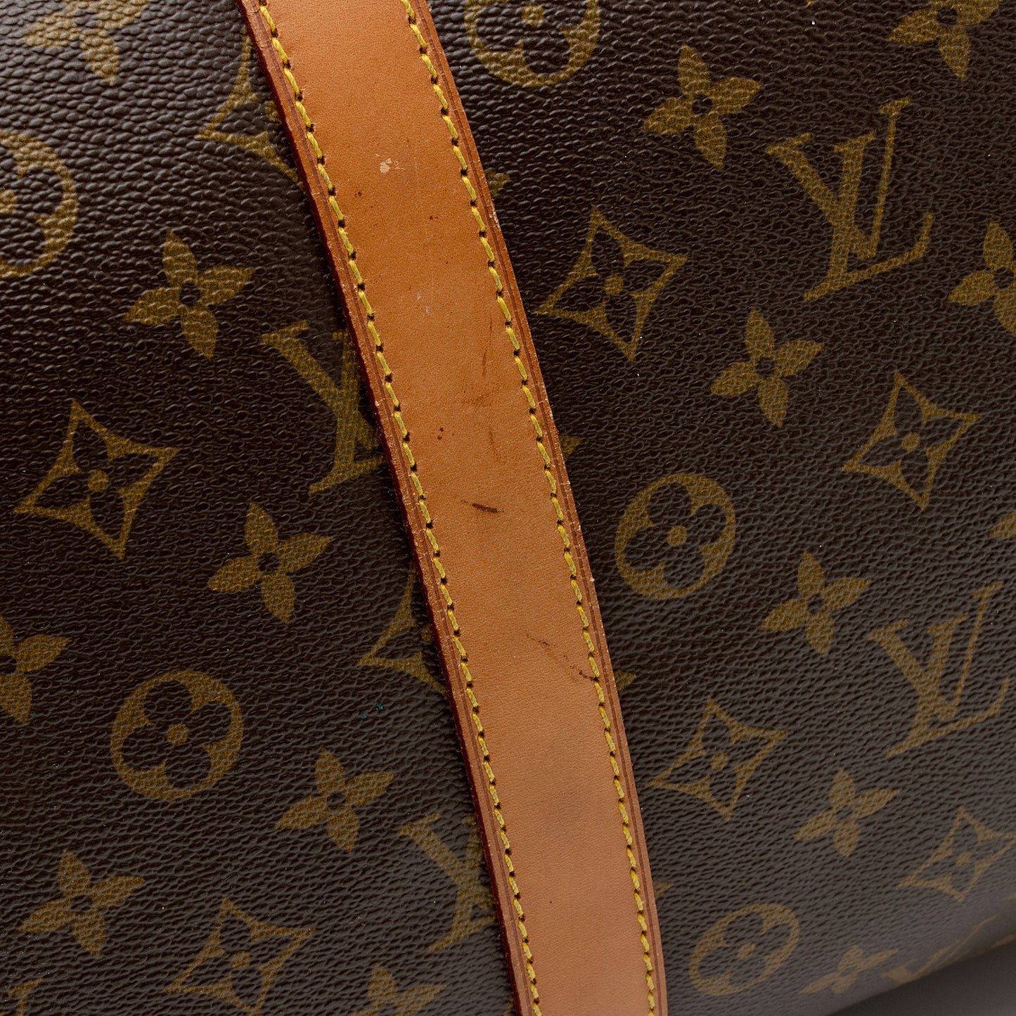 Louis Vuitton Vintage Monogram Canvas Keepall Bandouliere 55 Duffle Bag (SHF-XbrDc4)