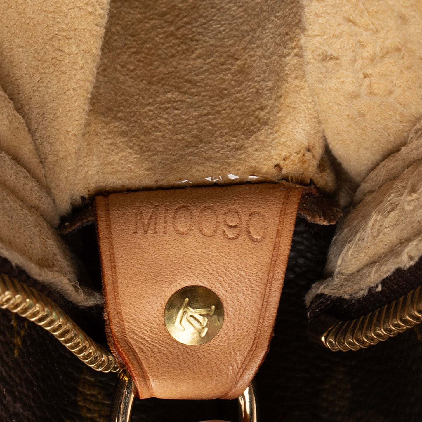 Louis Vuitton Vintage Monogram Canvas Looping GM Shoulder Bag (SHF-jtLxWx)