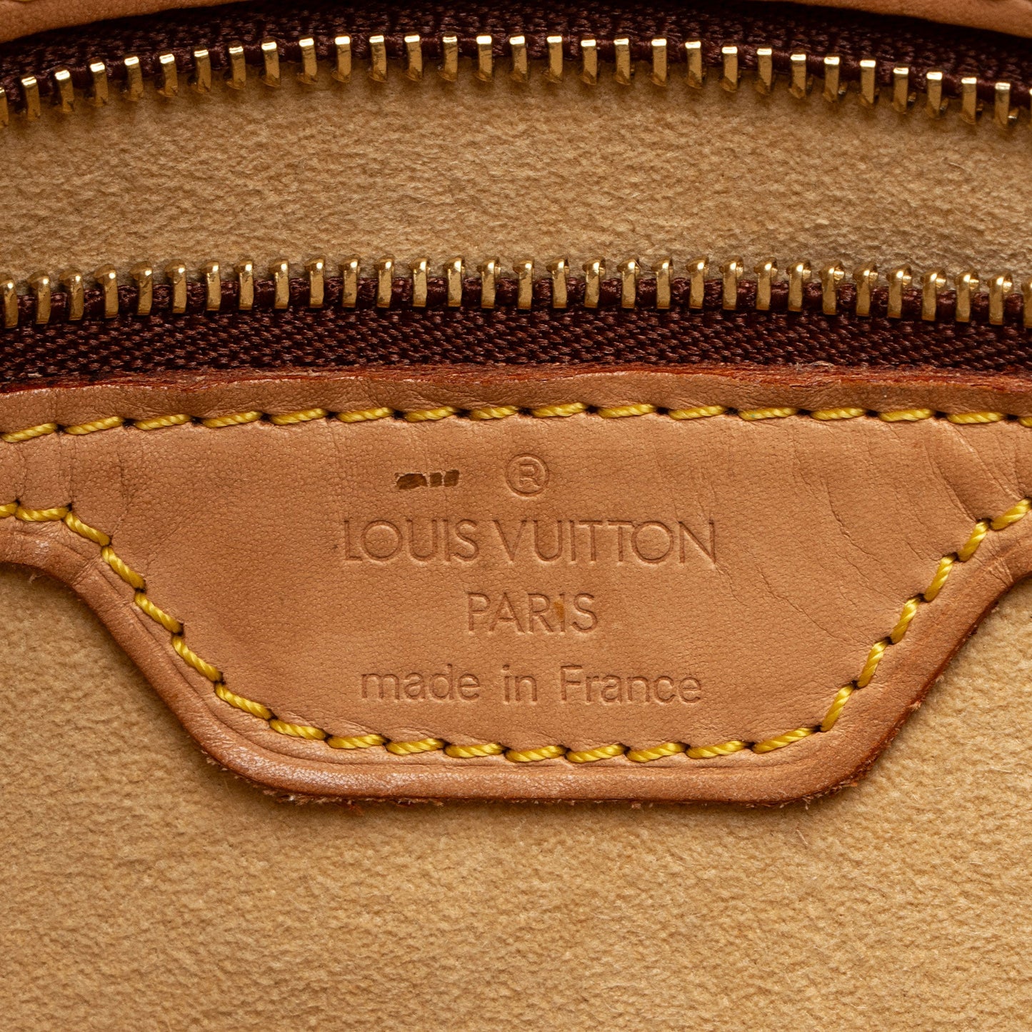 Louis Vuitton Vintage Monogram Canvas Looping GM Shoulder Bag (SHF-r6UvIA)