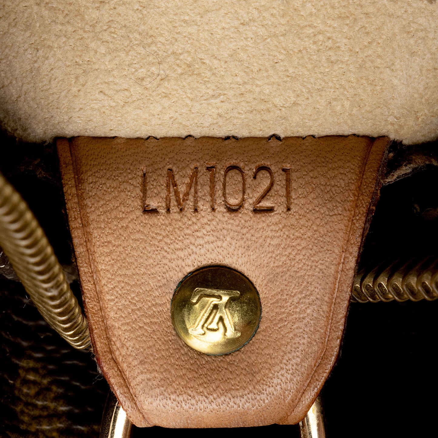 Louis Vuitton Vintage Monogram Canvas Looping GM Shoulder Bag (SHF-F5ph8C)