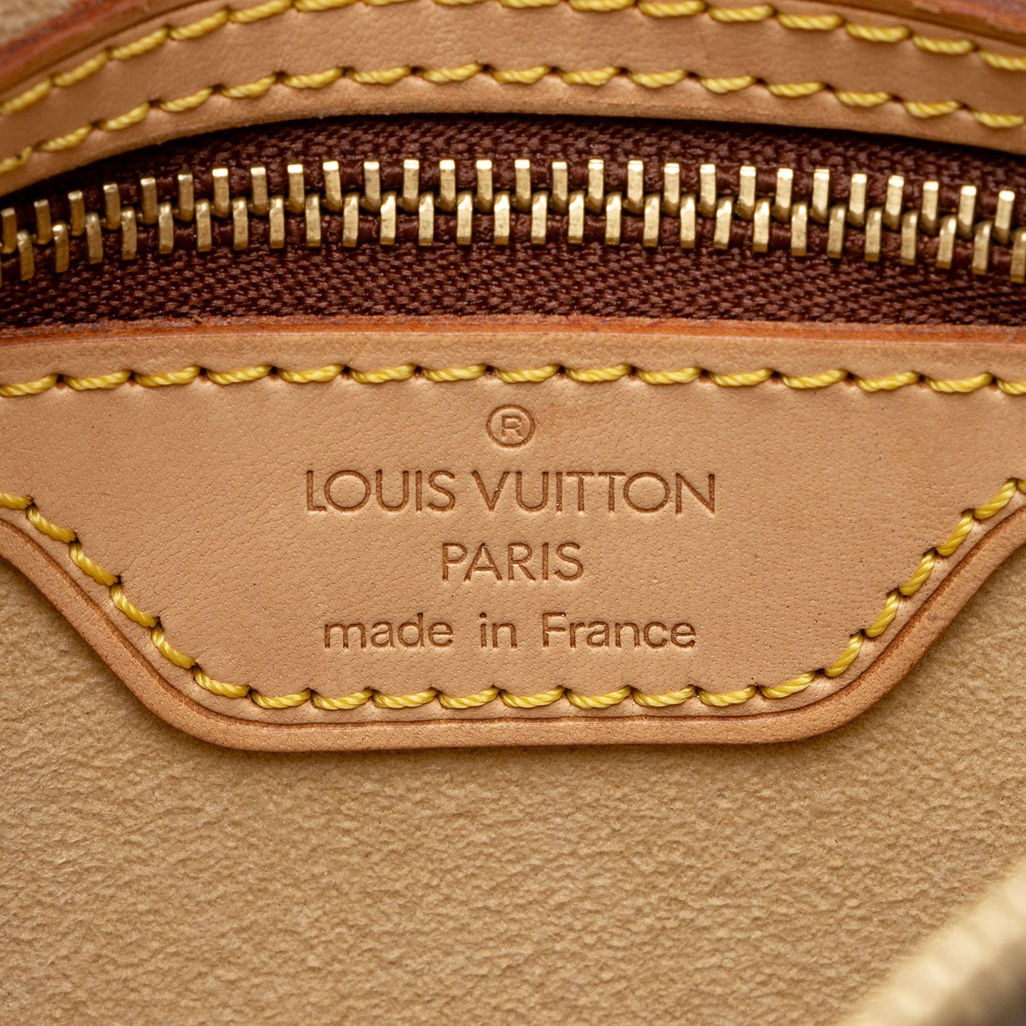 Louis Vuitton Vintage Monogram Canvas Looping MM Shoulder Bag (SHF-f9pQKf)