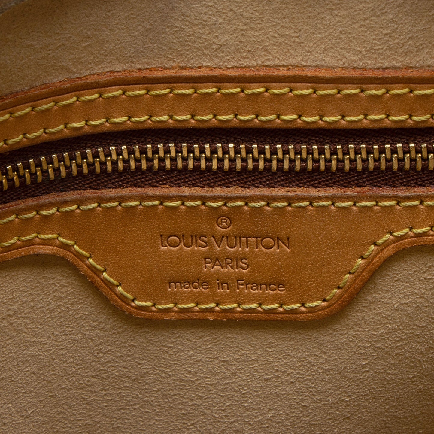 Louis Vuitton Vintage Monogram Canvas Looping MM Shoulder Bag