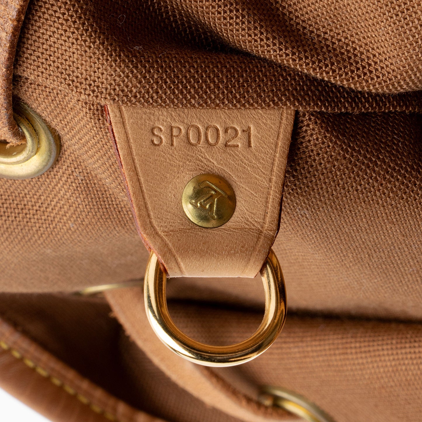 Louis Vuitton Vintage Monogram Canvas Montsouris GM Backpack (SHF-6AyAzn)