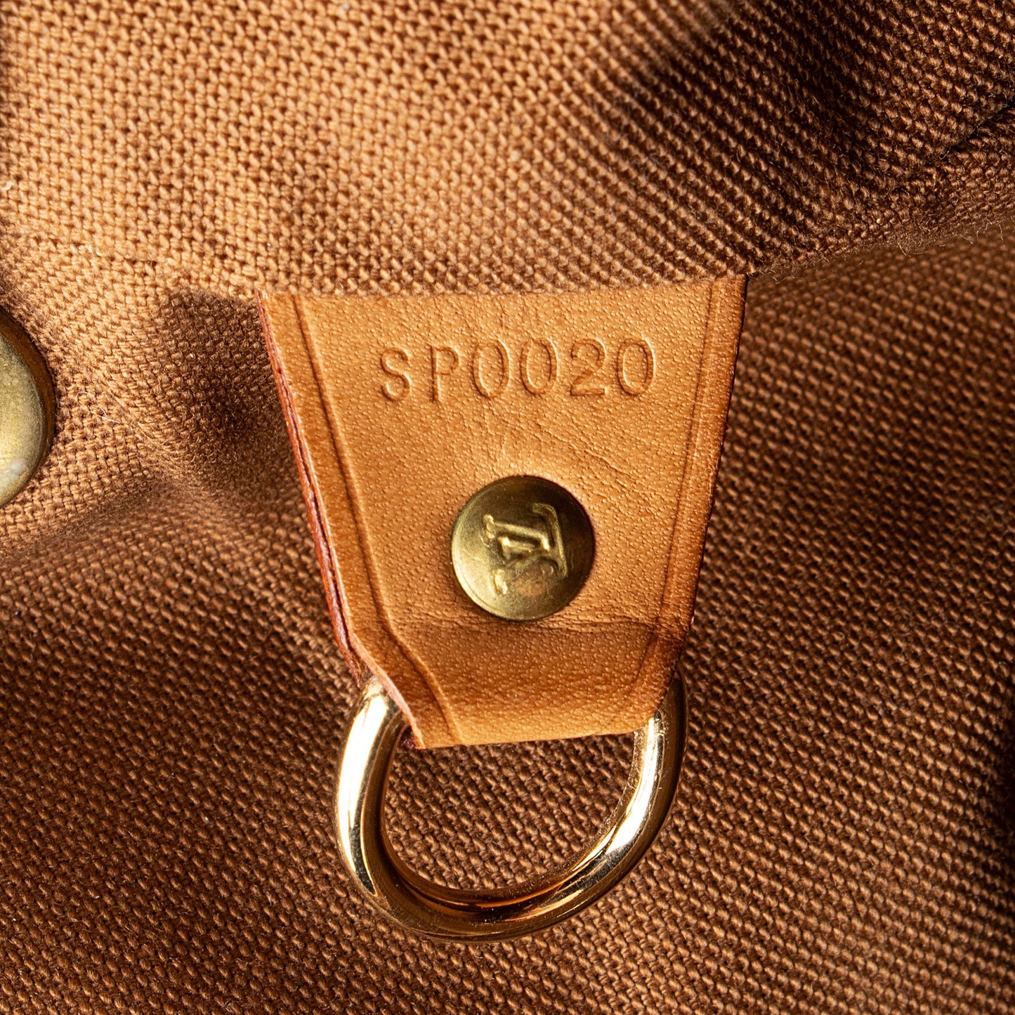 Louis Vuitton Vintage Monogram Canvas Montsouris GM Backpack (SHF-qrPhza)
